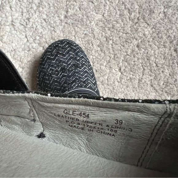 Alegria Black, White Metallic Gray Glee Ric Rack Slip On Clogs Size 39 - Picture 8 of 9